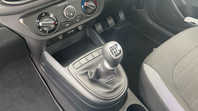Hyundai i10 1.0 [63] Advance 5dr [Nav] Petrol Hatchback